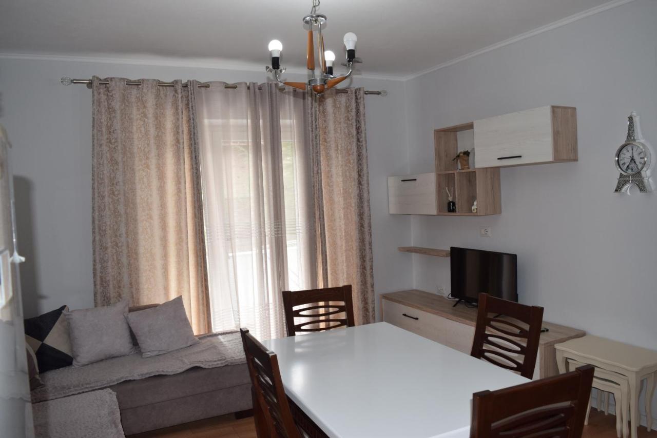 Orchidea Apartment Поградец Екстериор снимка