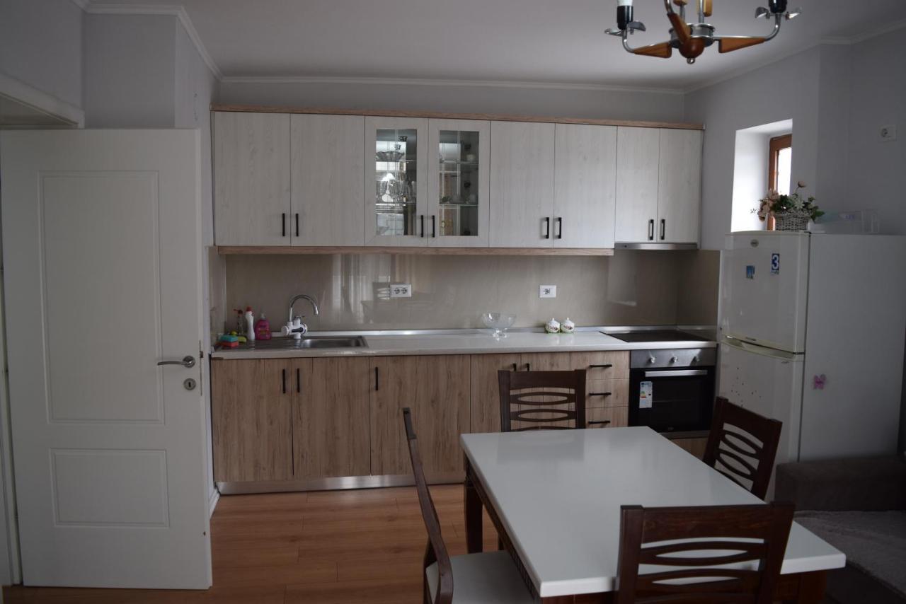 Orchidea Apartment Поградец Екстериор снимка
